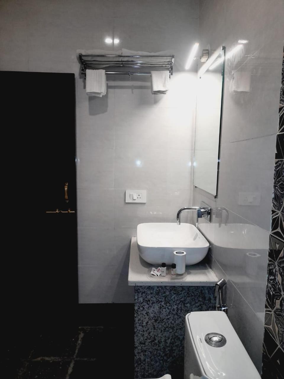 Hotel Sargam Sadan Ουνταϊπούρ Εξωτερικό φωτογραφία